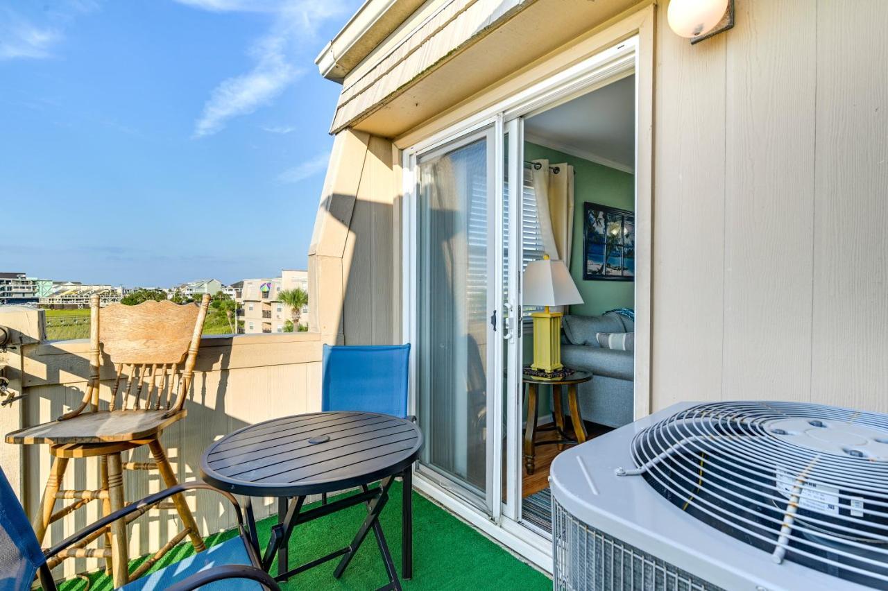 Coastal Murrells Inlet With Balcony!